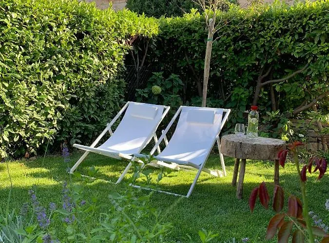 Luxury Serviced In A Historical Chianti Borgo * Castellina in Chianti