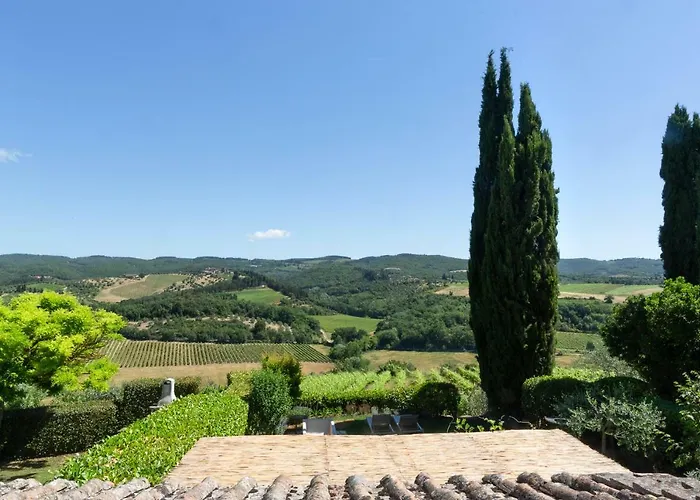 Luxury Serviced In A Historical Chianti Borgo Country house *