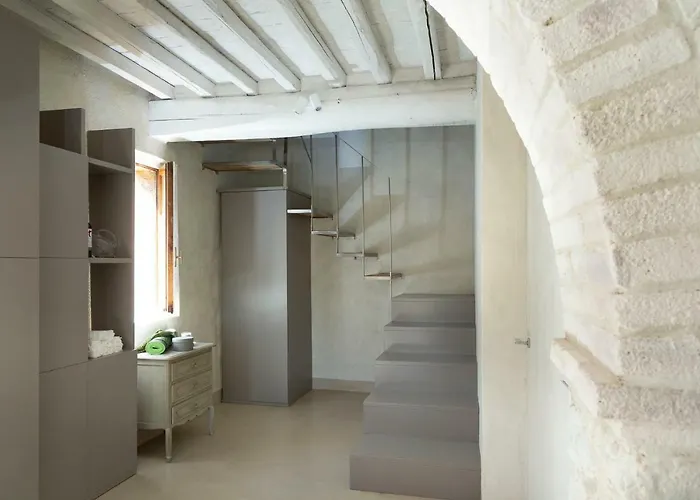 Country house Luxury Serviced In A Historical Chianti Borgo